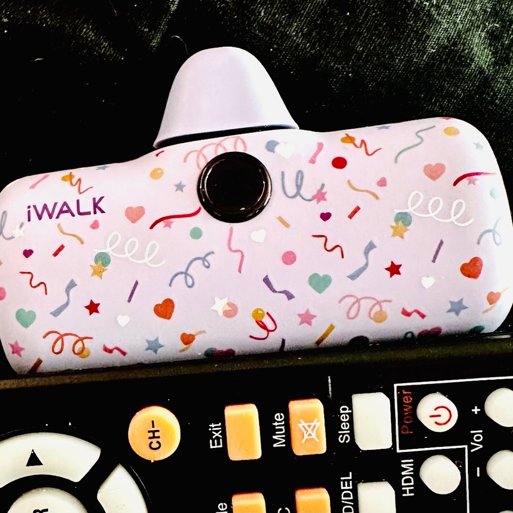 iWalk iphone portable charger "celebration purple" iphone portable